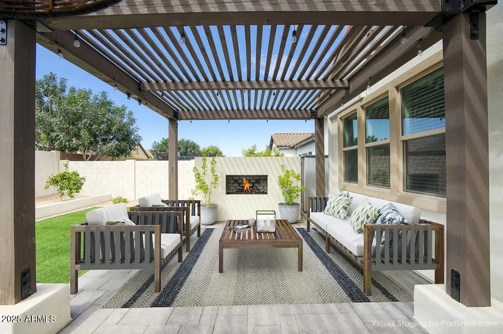 21067 E Seagull Drive, Queen Creek