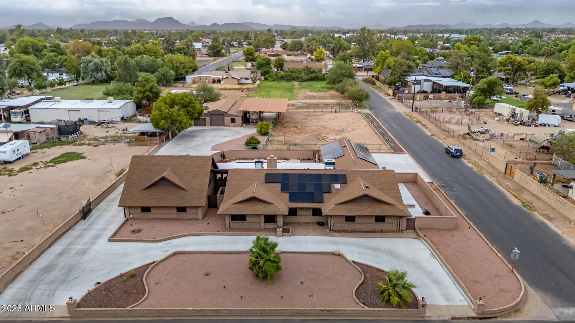 Photo of Listing #6917367