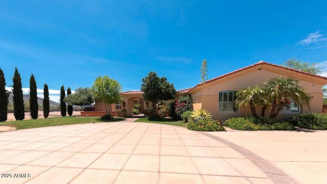 Photo of Listing #6915443