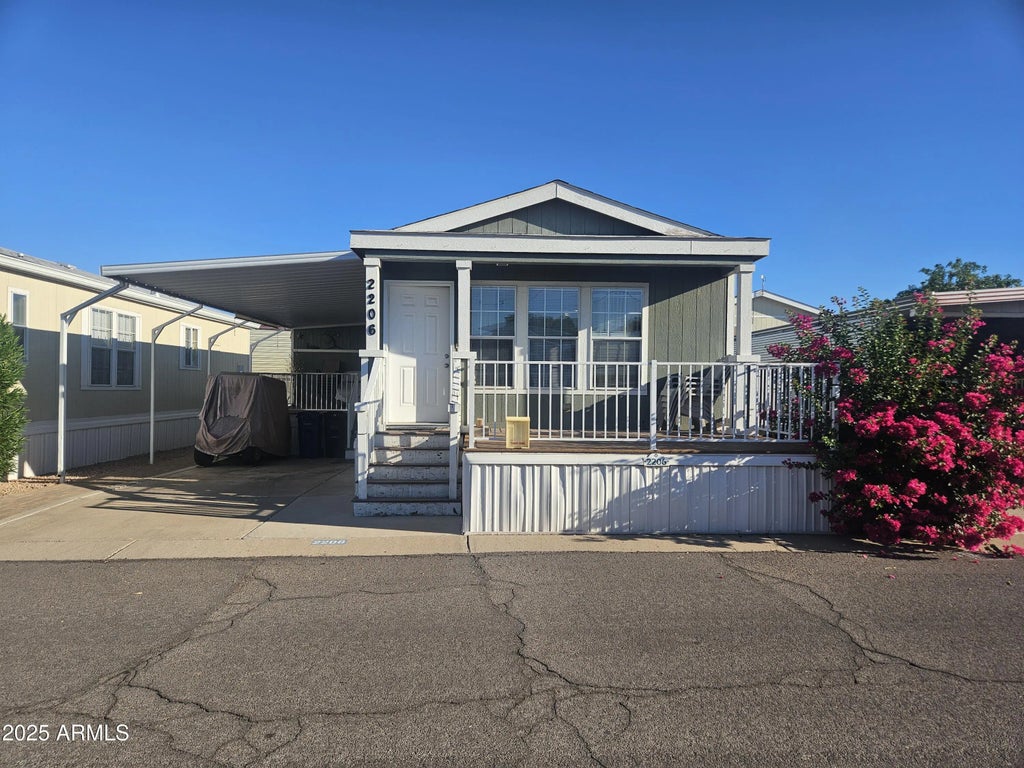 8700 E University Drive (unit 2206), Mesa