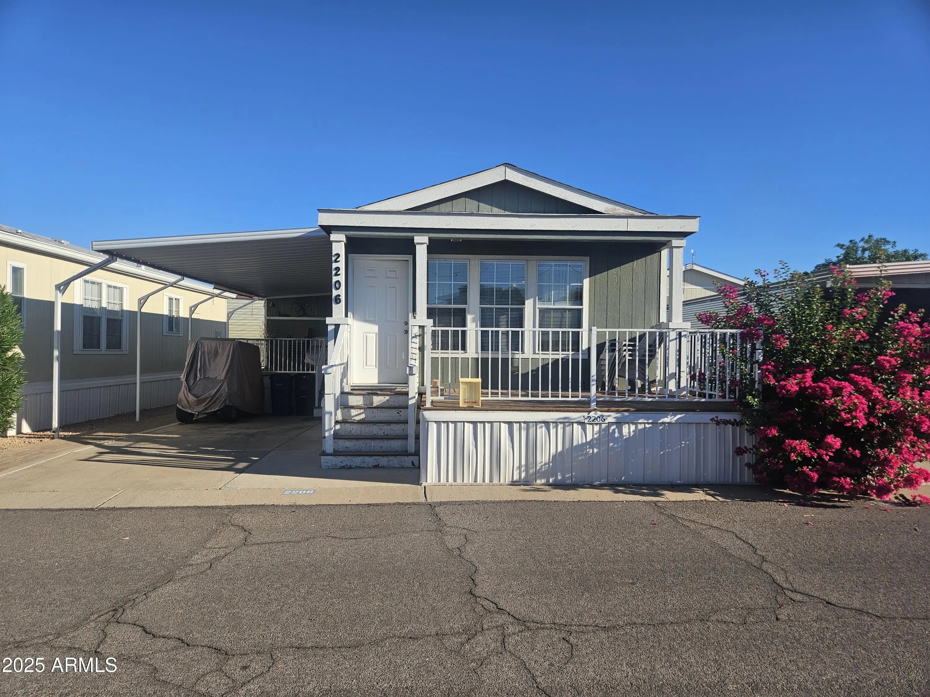 Photo of Listing #6918612