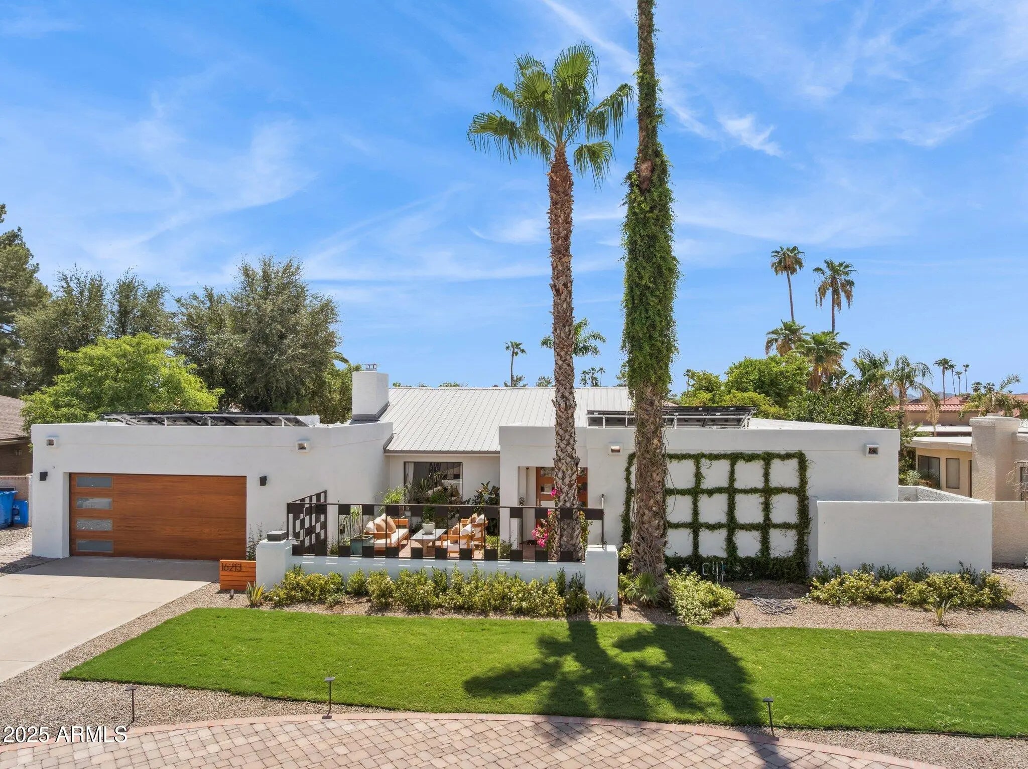 Photo of Listing #6915991