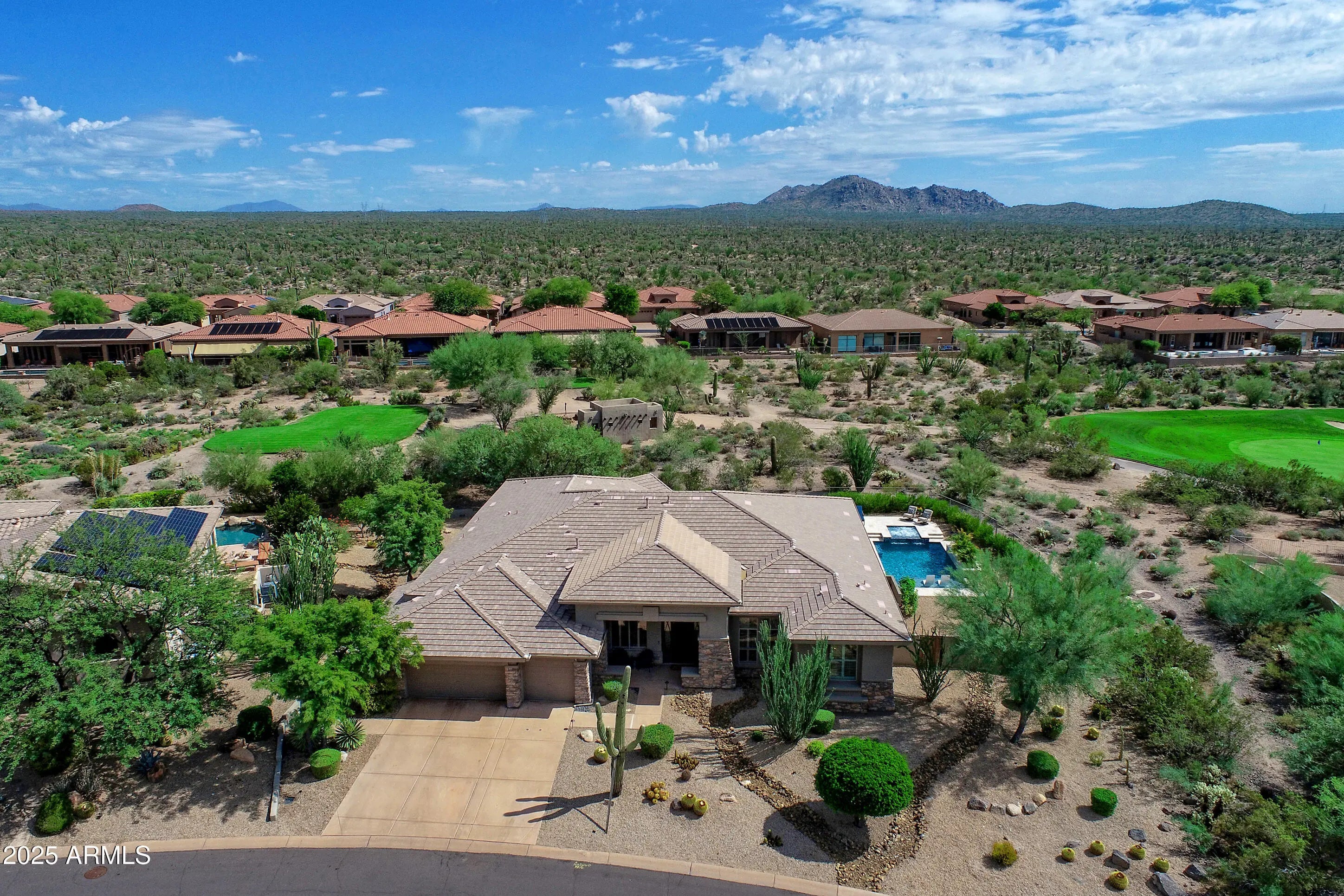 Photo of Listing #6931597