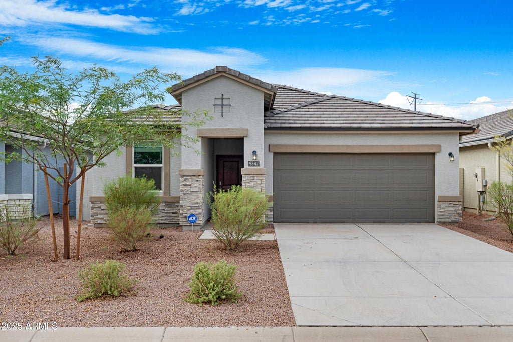 9347 E Silo Road, Florence