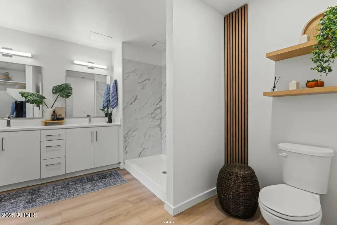 Photo of Listing #6916712