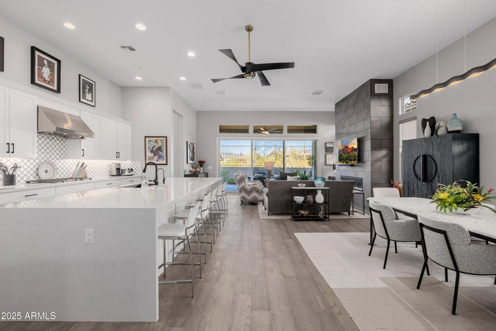 38500 N School House Road (unit 13), Cave Creek