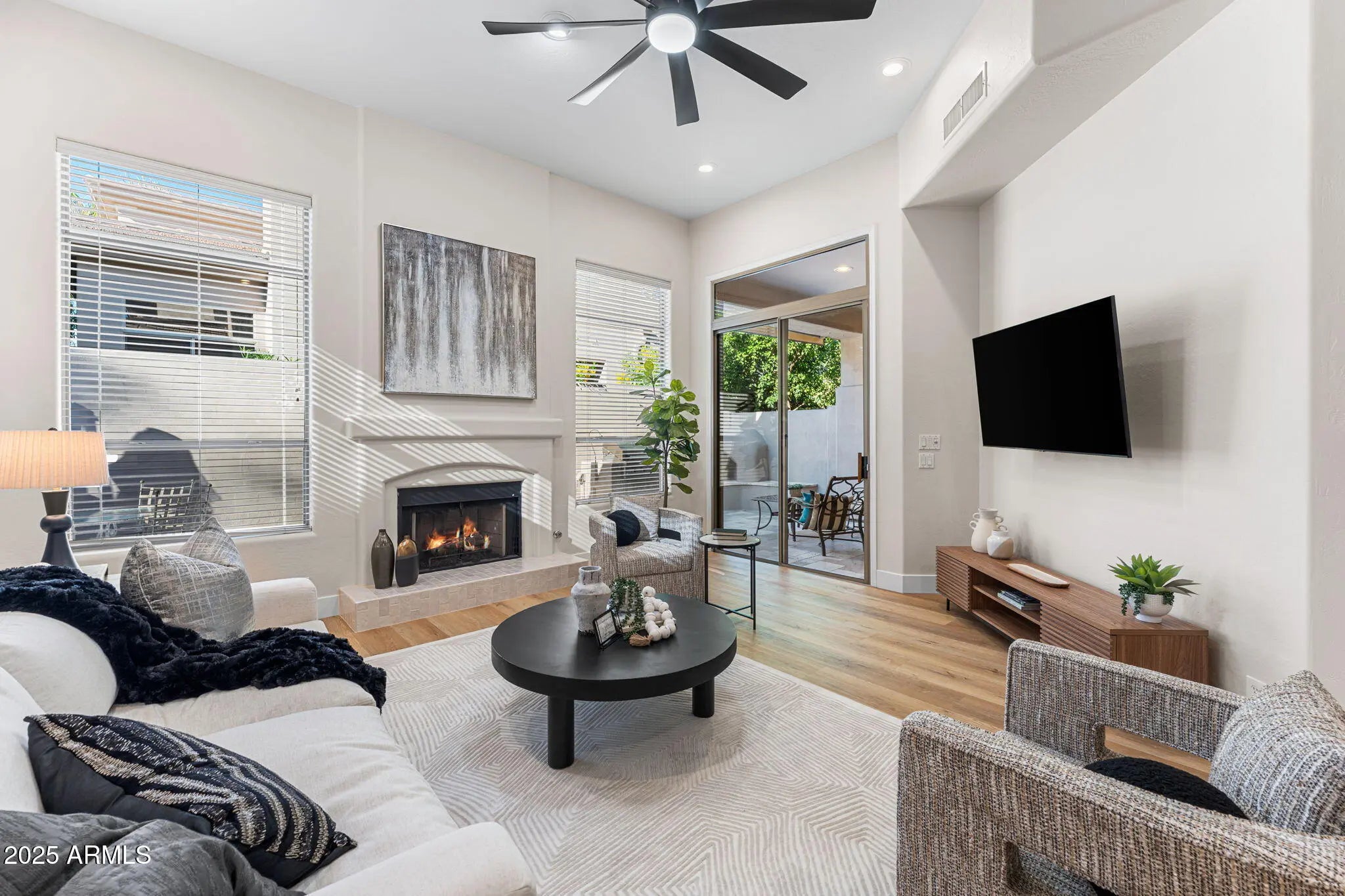 Photo of Listing #6917161