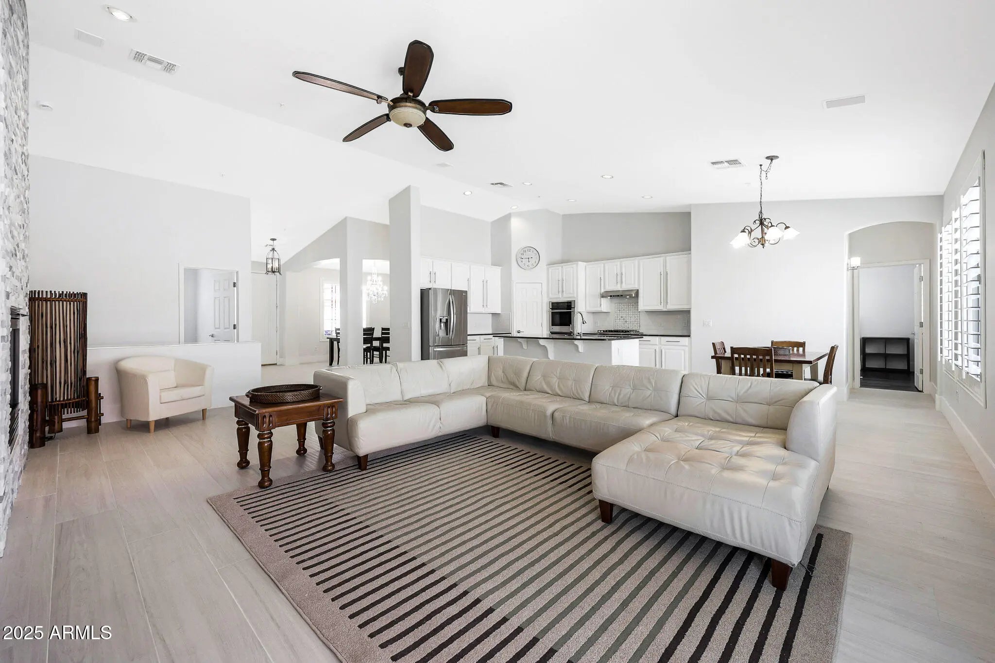 Photo of Listing #6920796