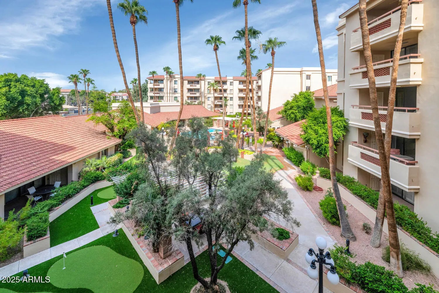 Photo of Listing #6915968