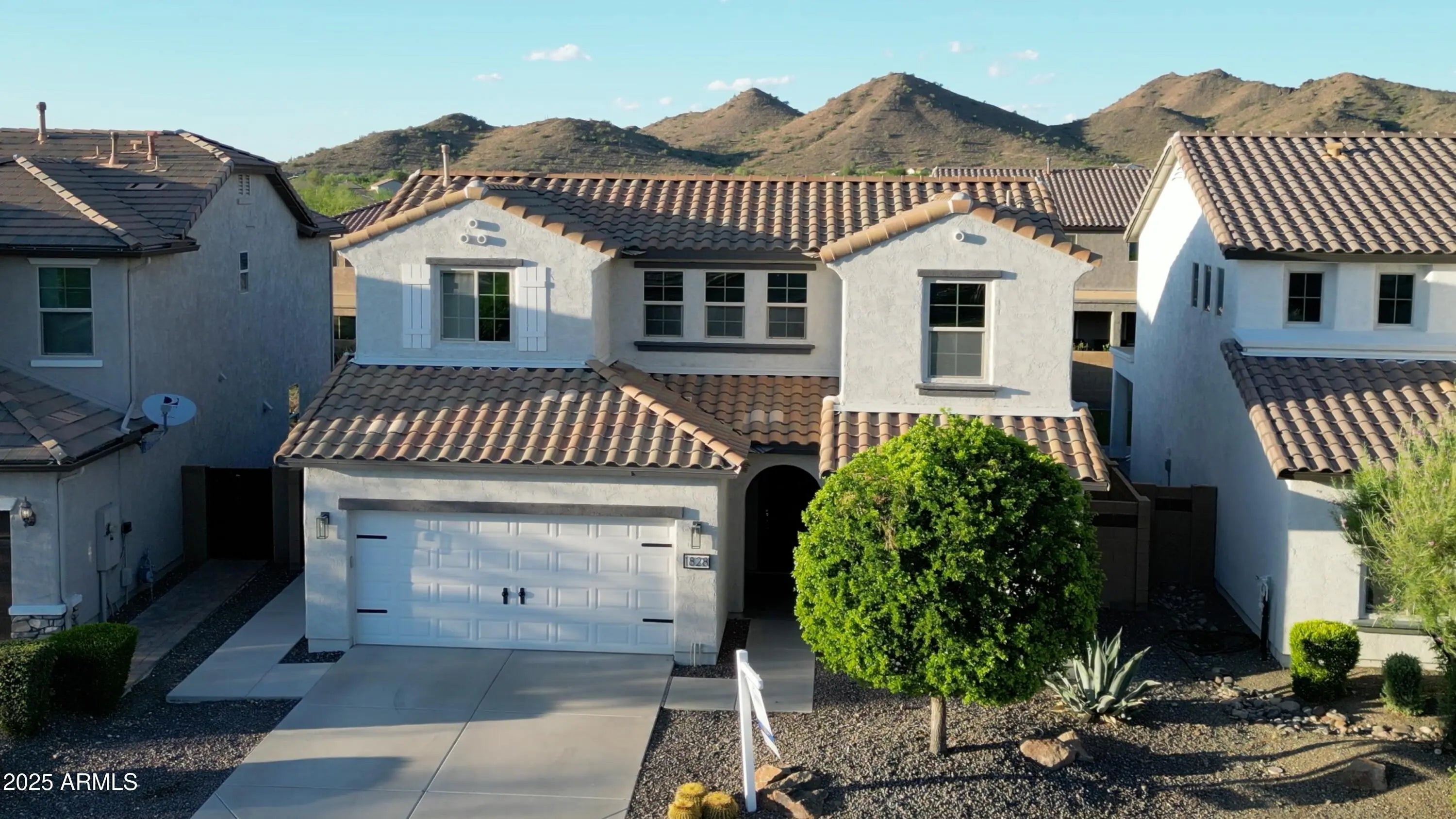 Photo of Listing #6916026