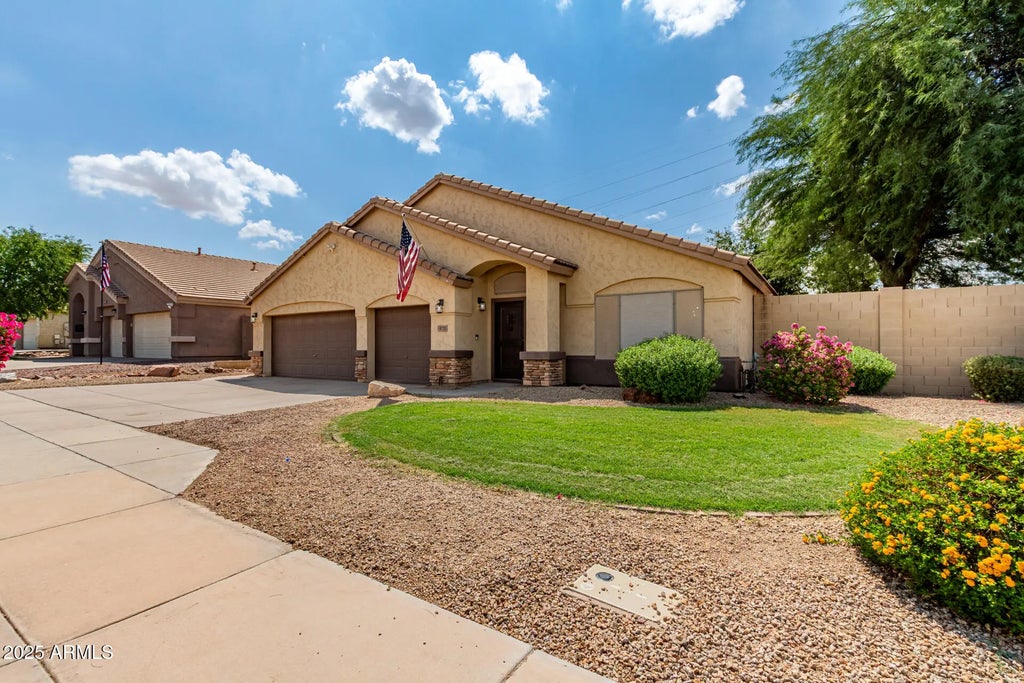 8723 E Posada Avenue, Mesa