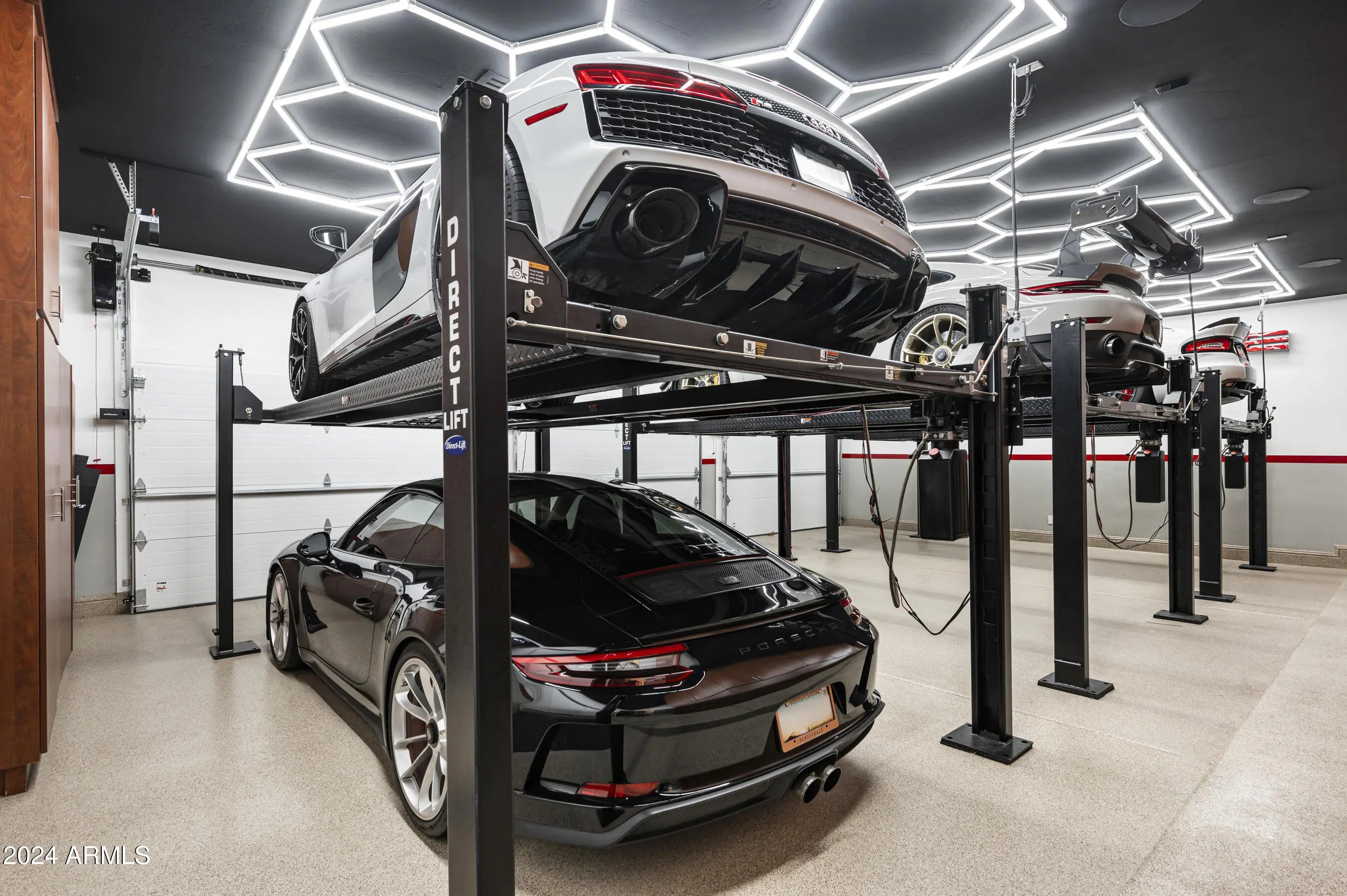 Photo of Listing #6916048