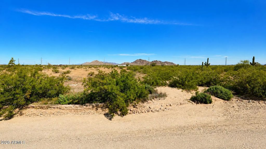 W Quail Run Road, Maricopa