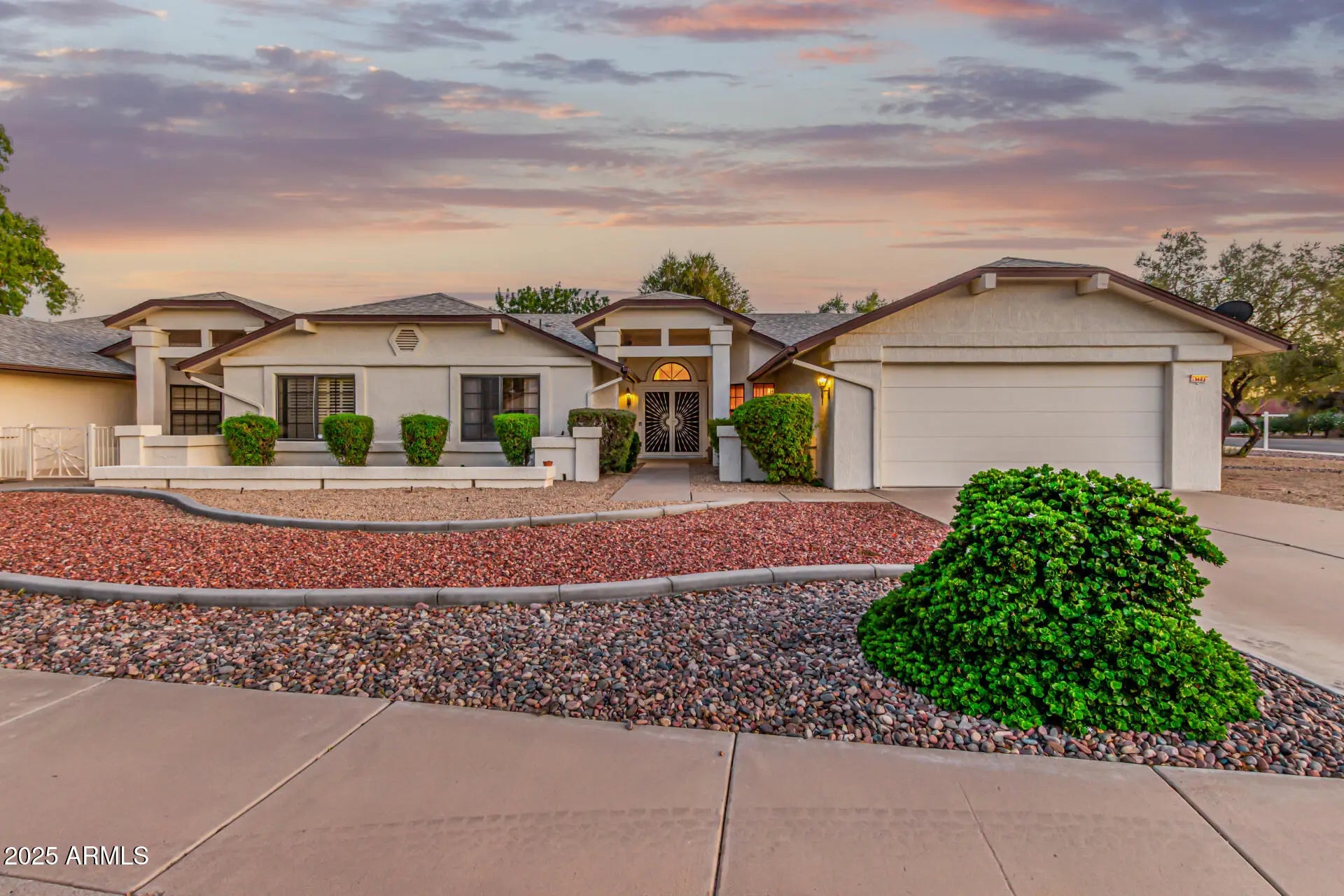 Photo of Listing #6916157