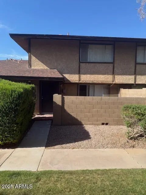 1639 W Village Way, Tempe