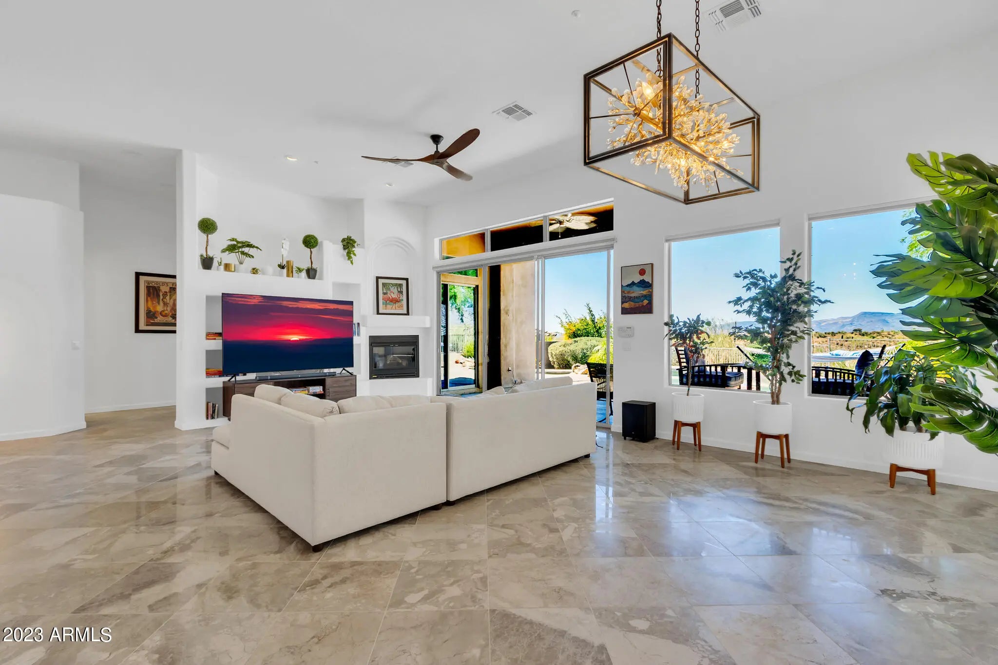 Photo of Listing #6916172