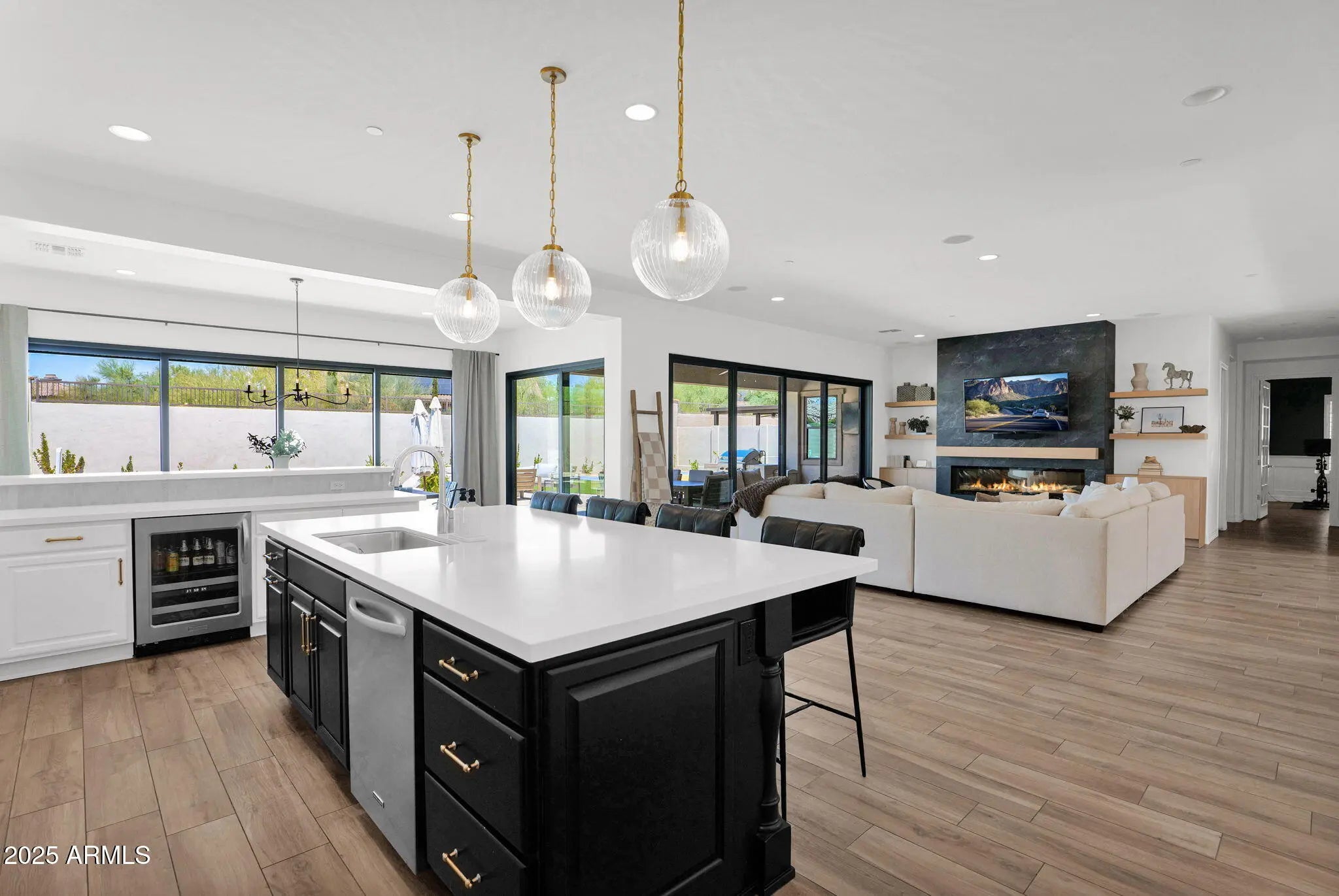 Photo of Listing #6916256