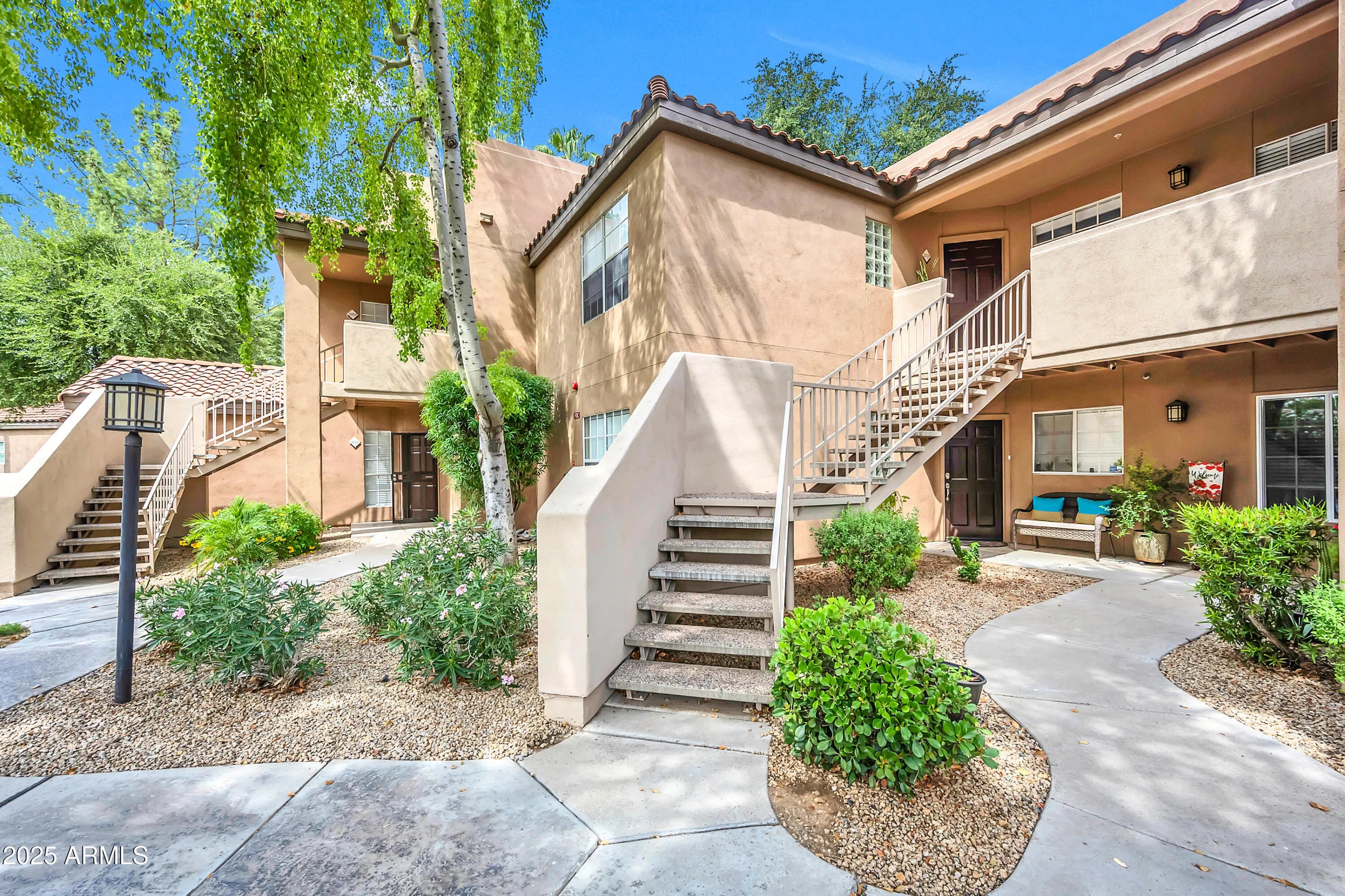 Photo of Listing #6917832