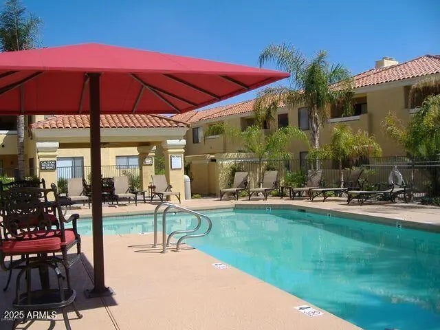 Photo of Listing #6917713