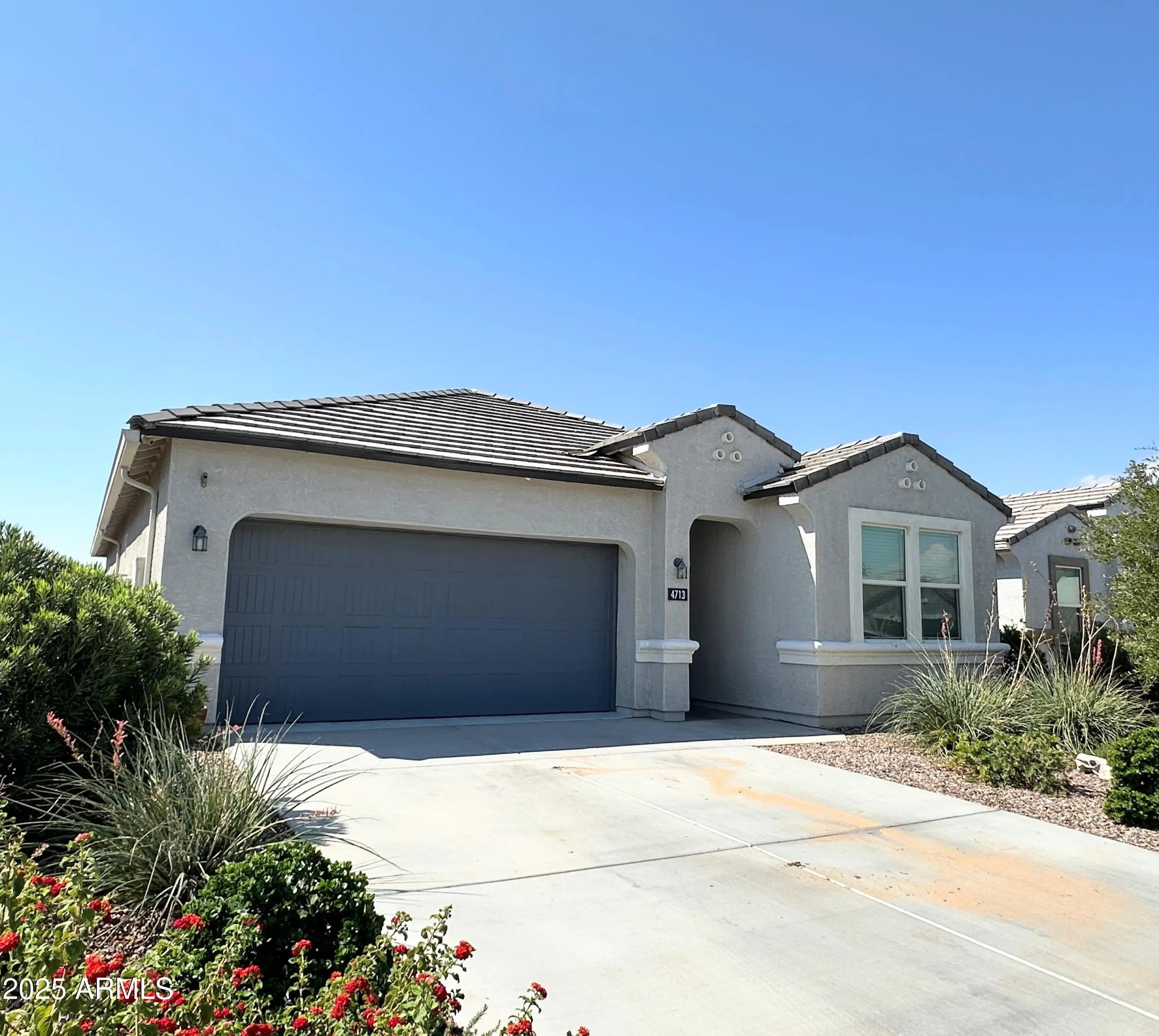 Photo of Listing #6916248