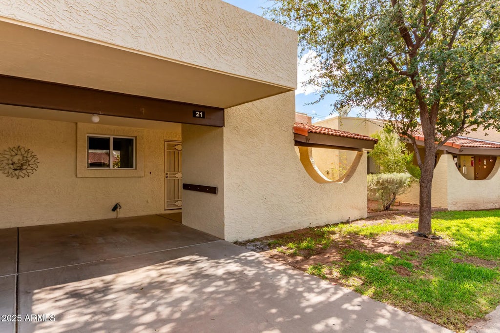 131 N Higley Road (unit 21), Mesa