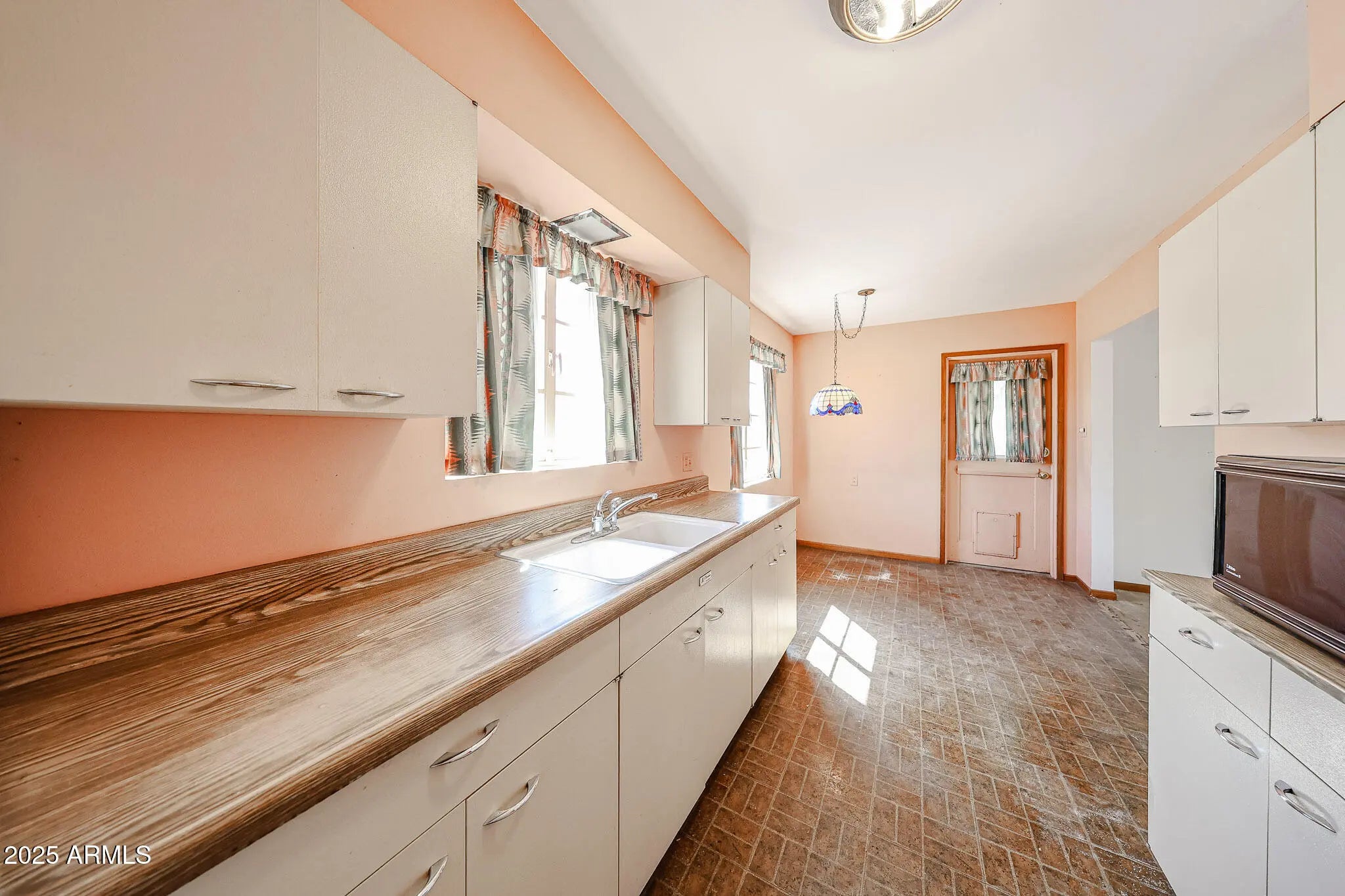 Photo of Listing #6944536