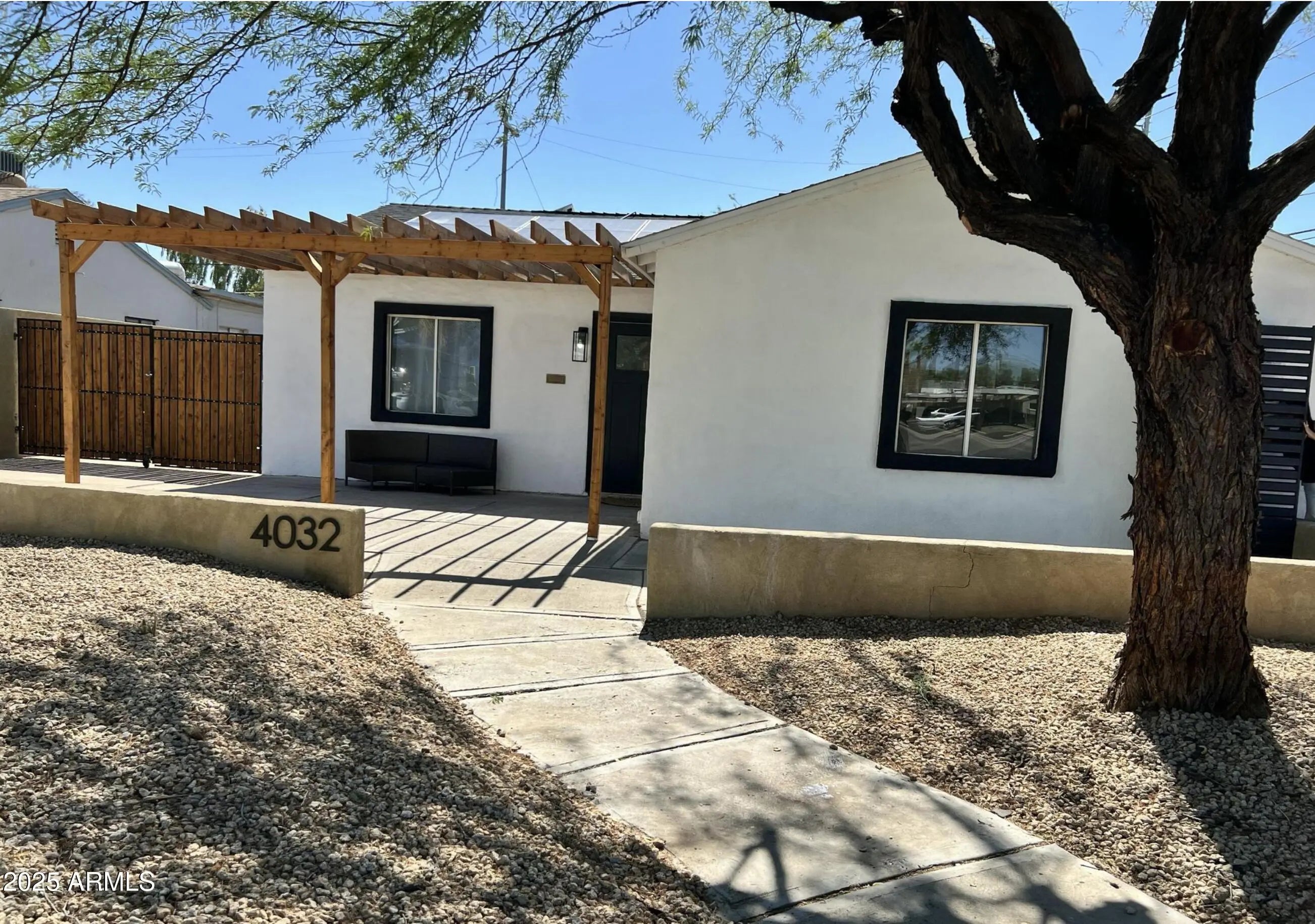 Photo of Listing #6916310