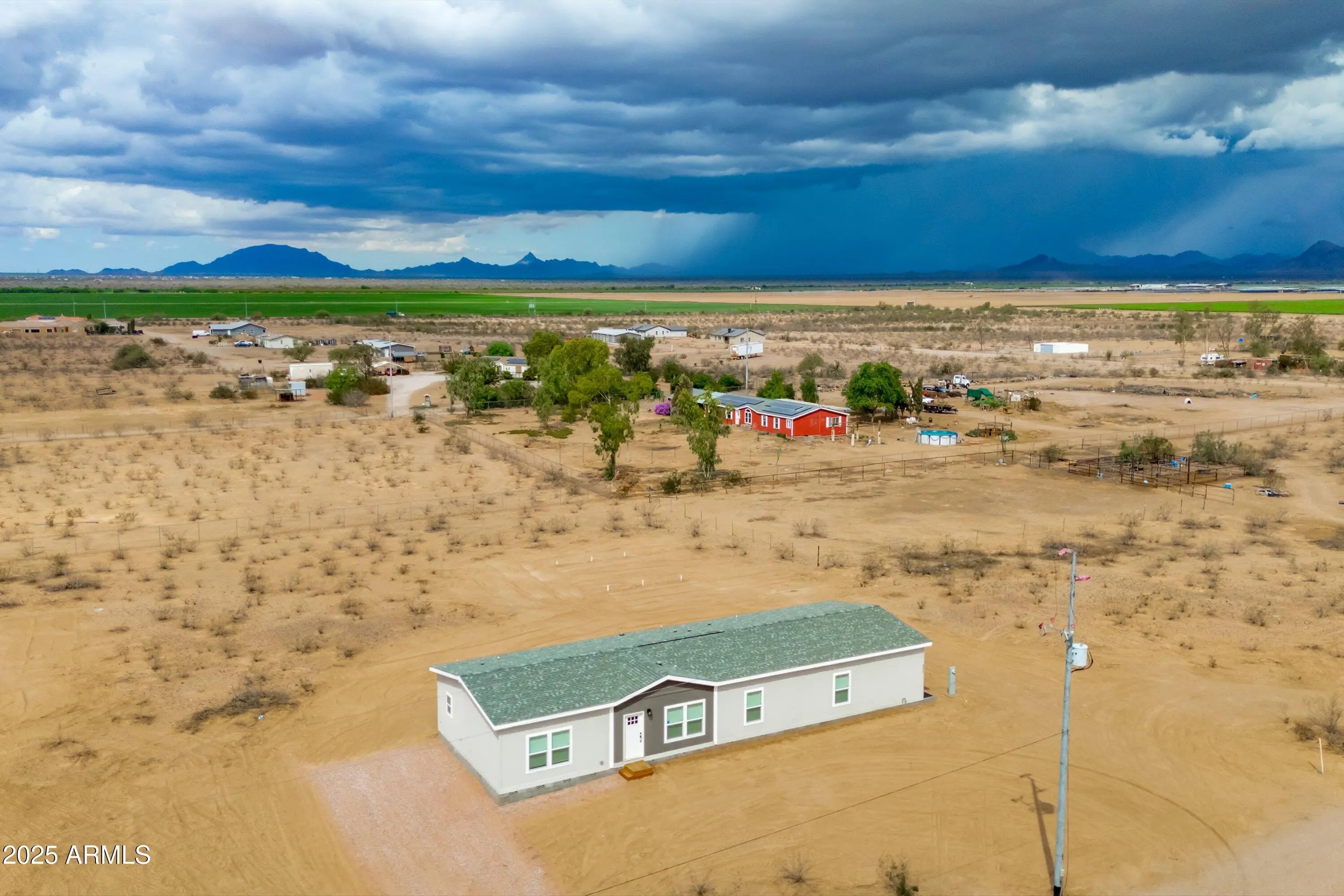 Photo of Listing #6916291