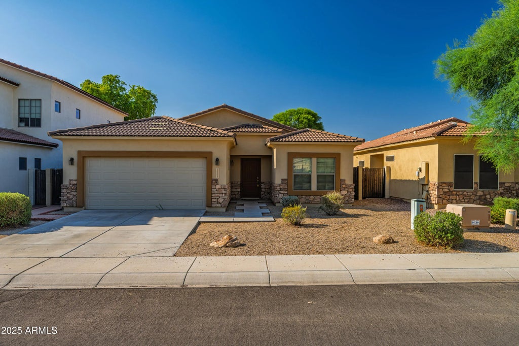 12121 W Ocotillo Lane, El Mirage