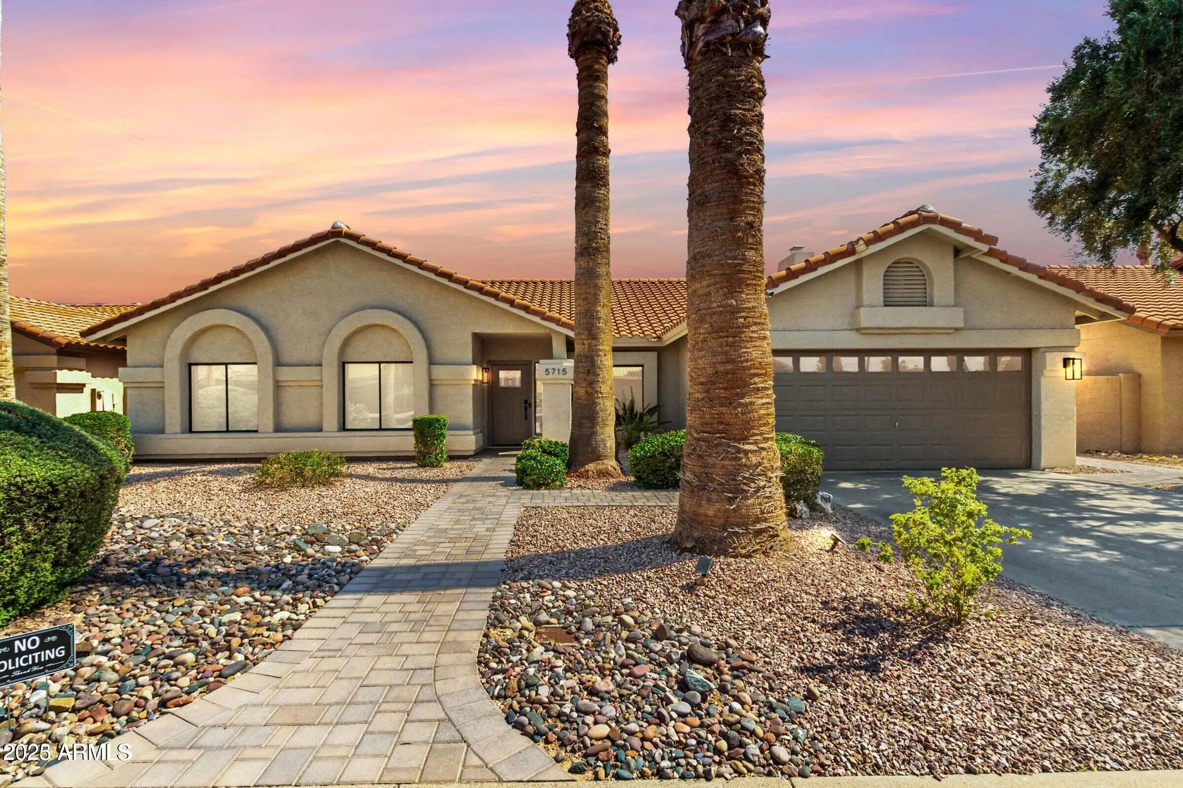 Photo of Listing #6922173