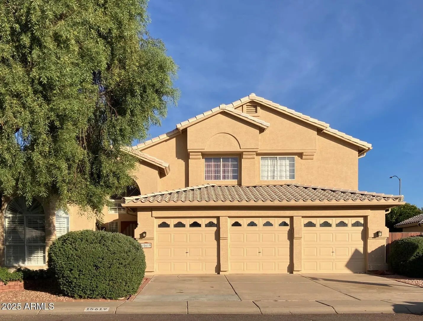 Photo of Listing #6944201