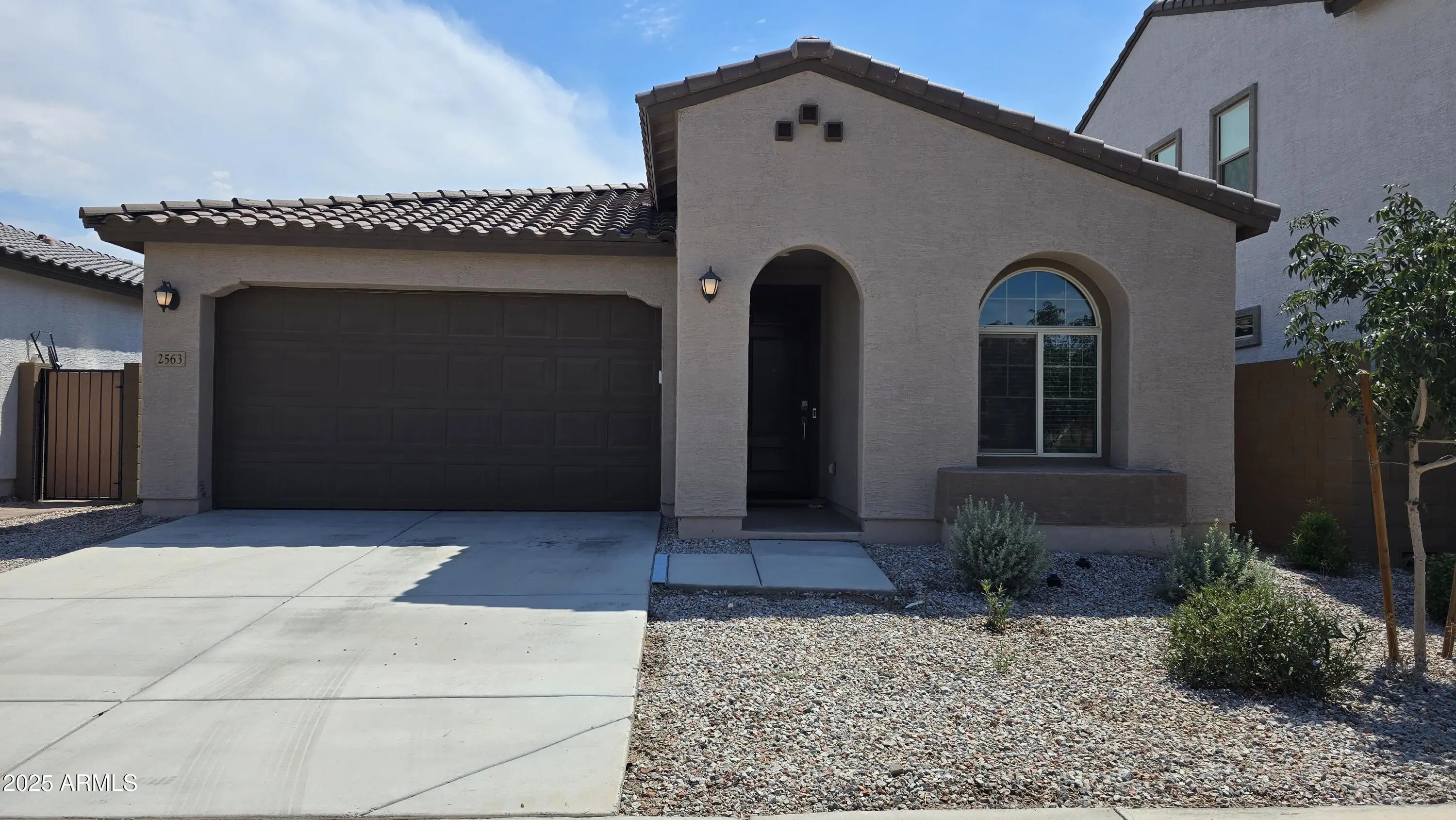 Photo of Listing #6916563