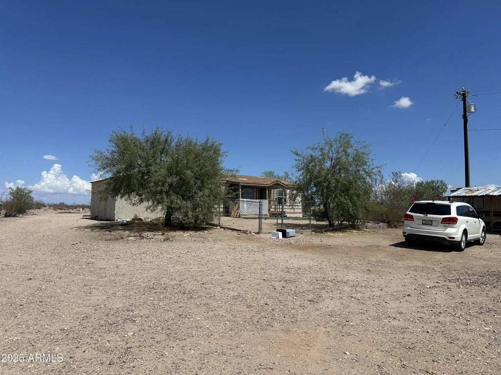 35002 W Van Buren Street, Tonopah