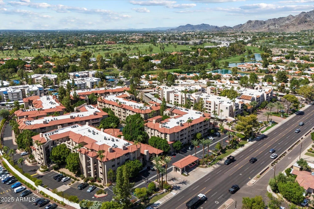 5104 N 32nd Street (unit 208), Phoenix