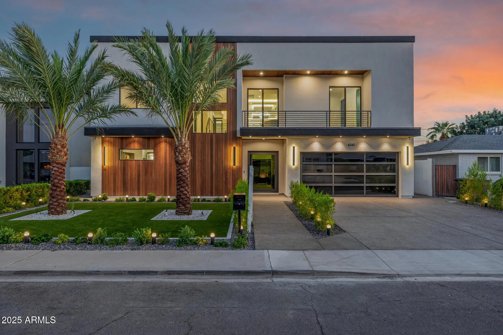 Photo of Listing #6916998