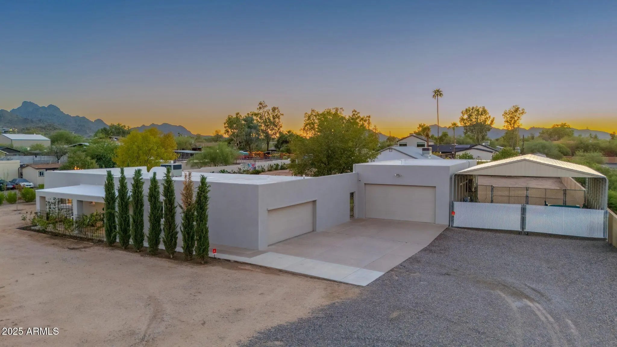 Photo of Listing #6919303