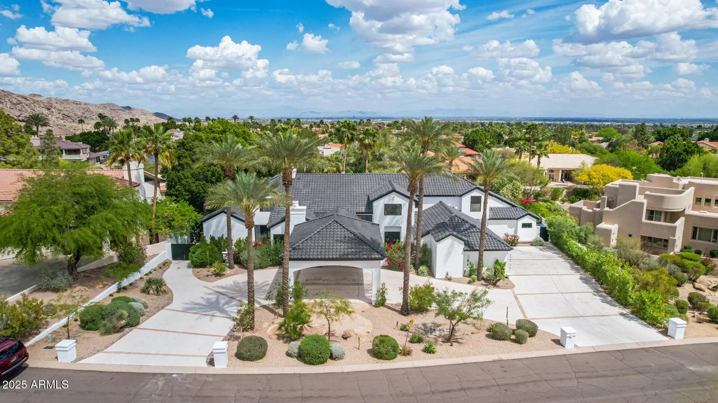 11827 S Montezuma Court, Phoenix