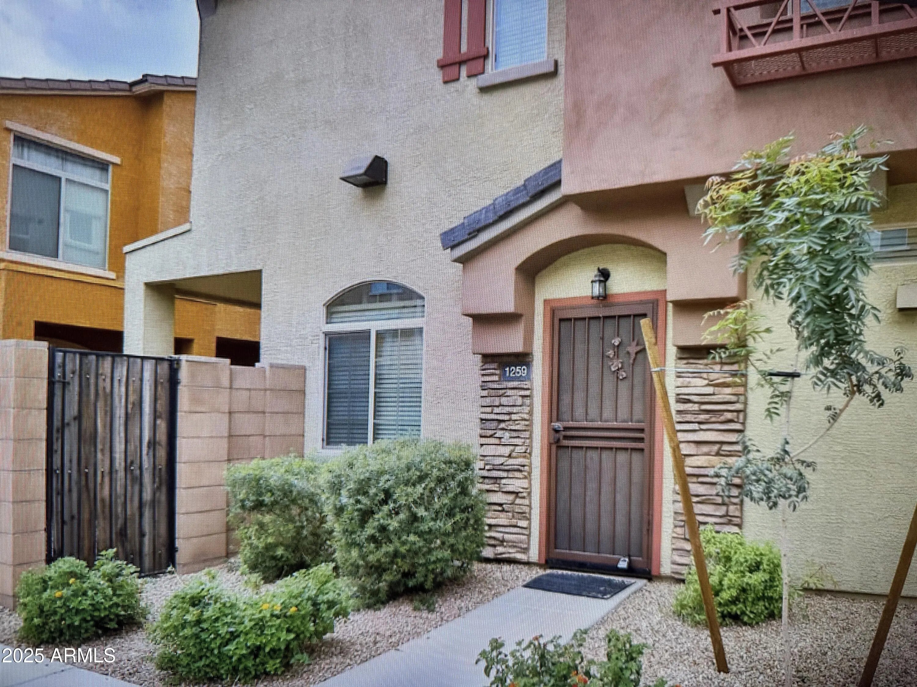 Photo of Listing #6918763