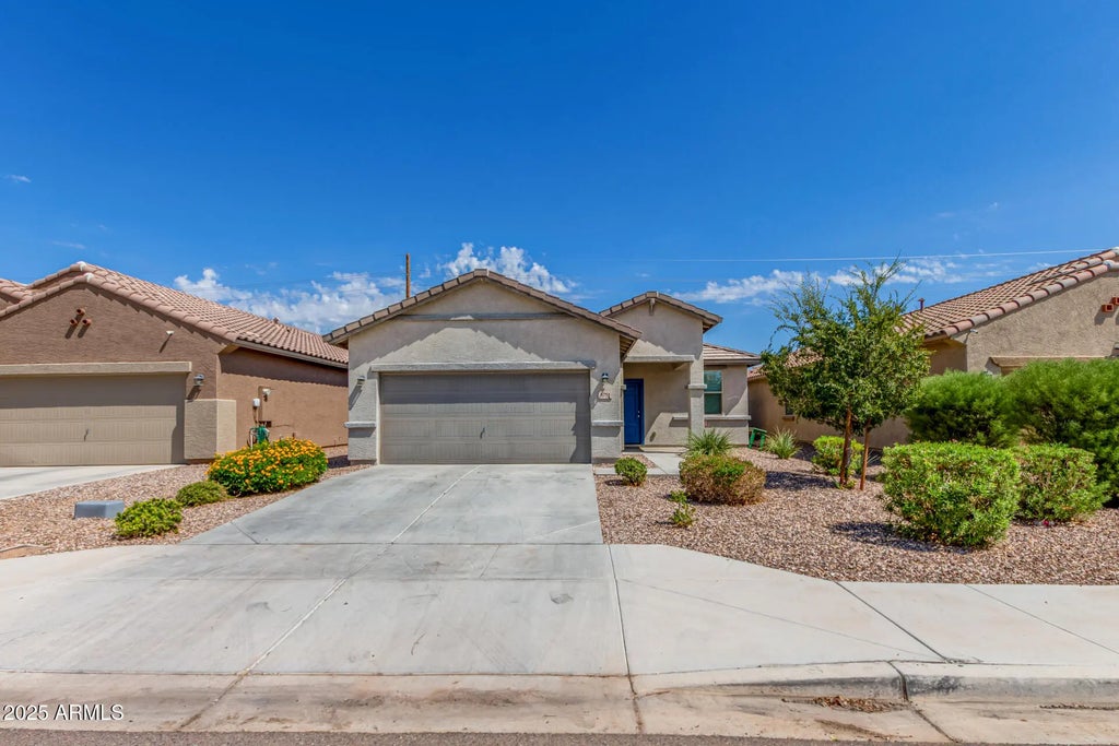 5751 N 71st Drive, Glendale