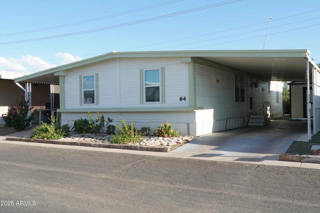 300 S Val Vista Drive (unit 64), Mesa