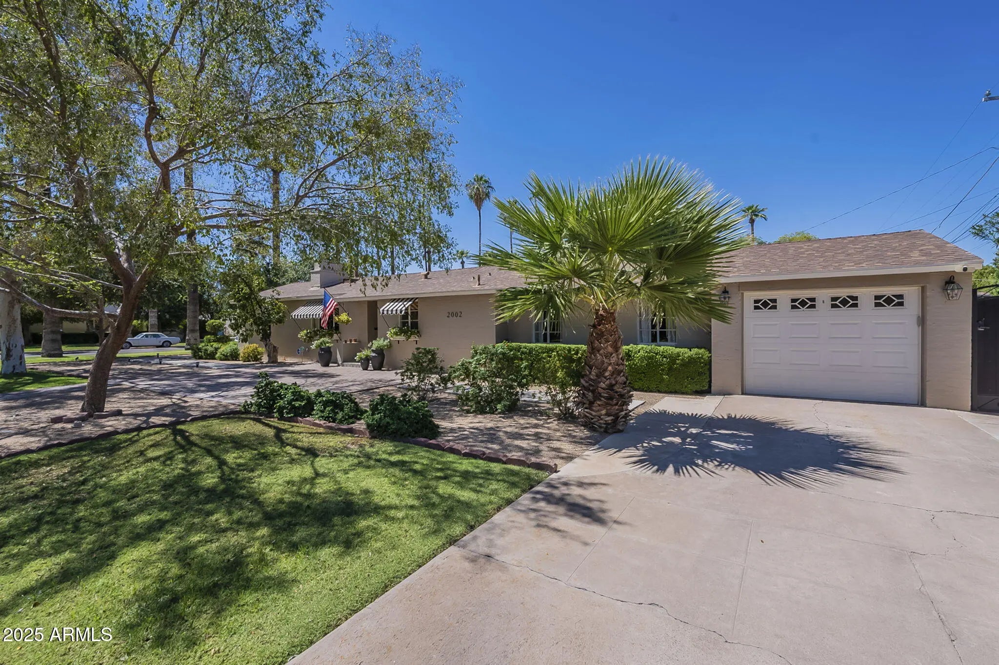 Photo of Listing #6916973