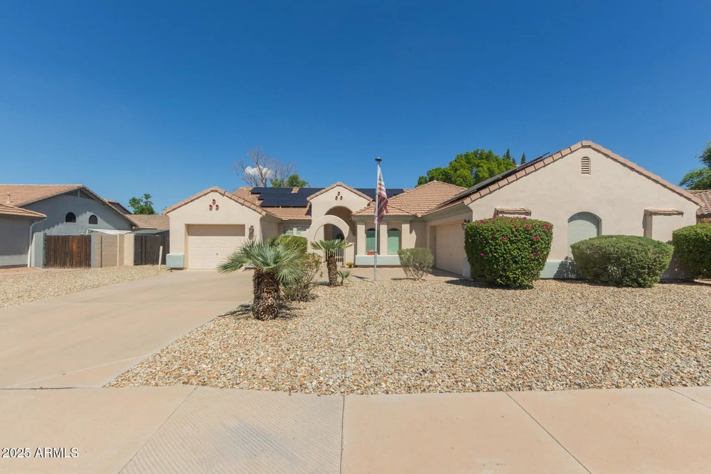 5520 E Holmes Avenue, Mesa