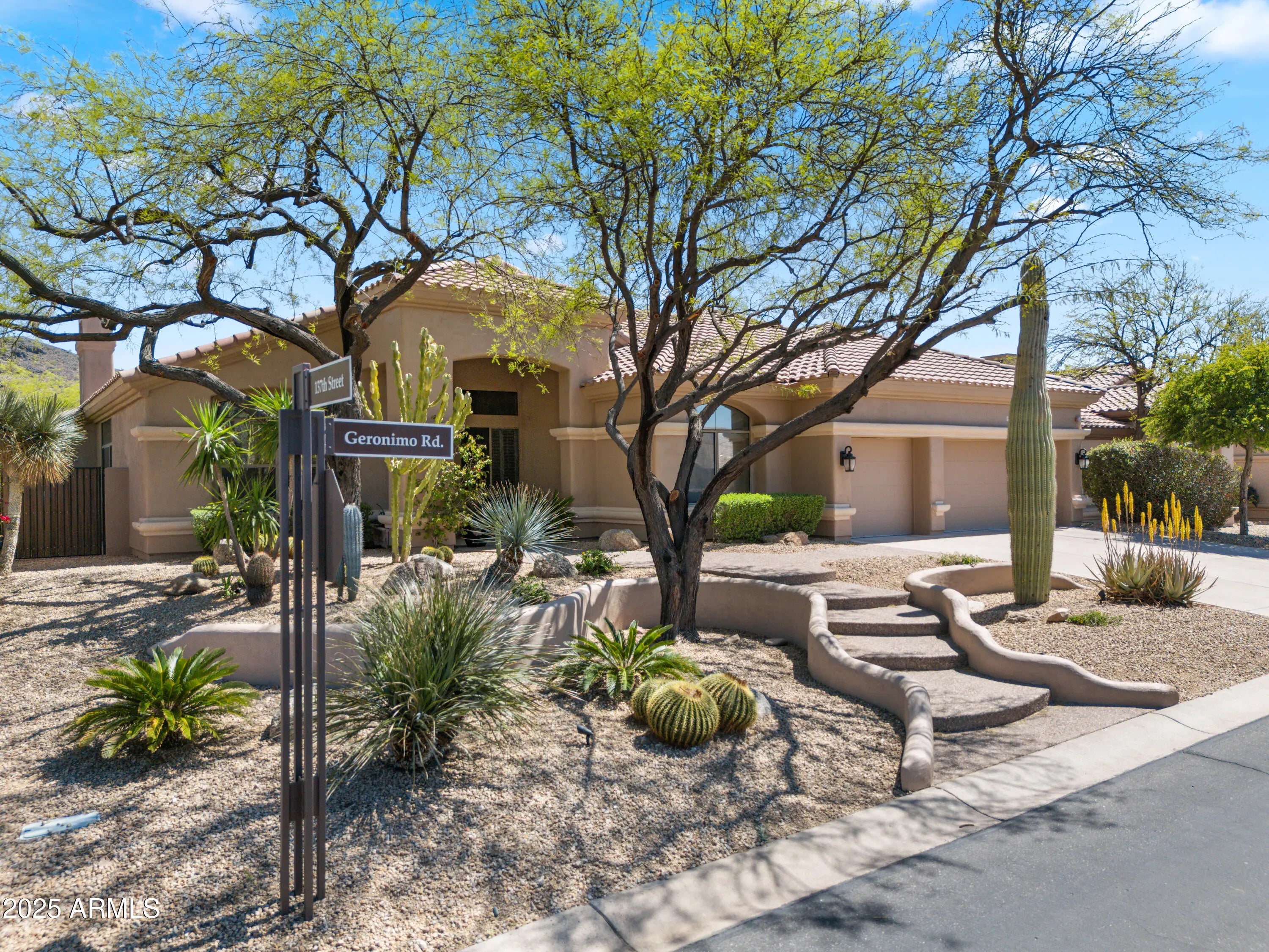 Photo of Listing #6926328