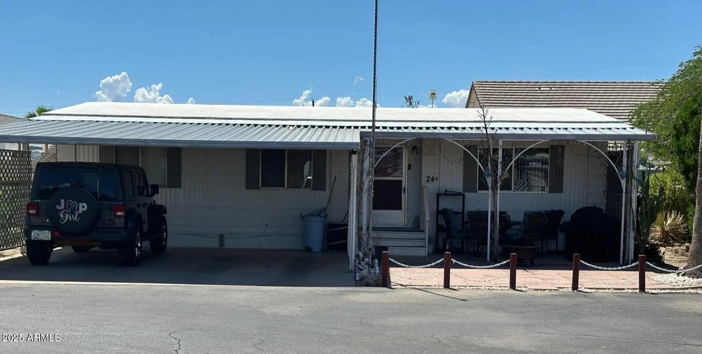 318 S Crismon Road (unit 24), Mesa