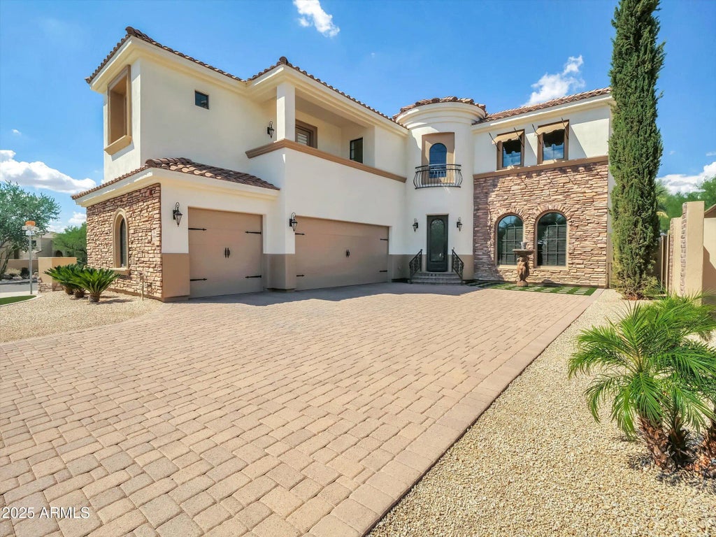 5016 E Lucia Drive, Cave Creek