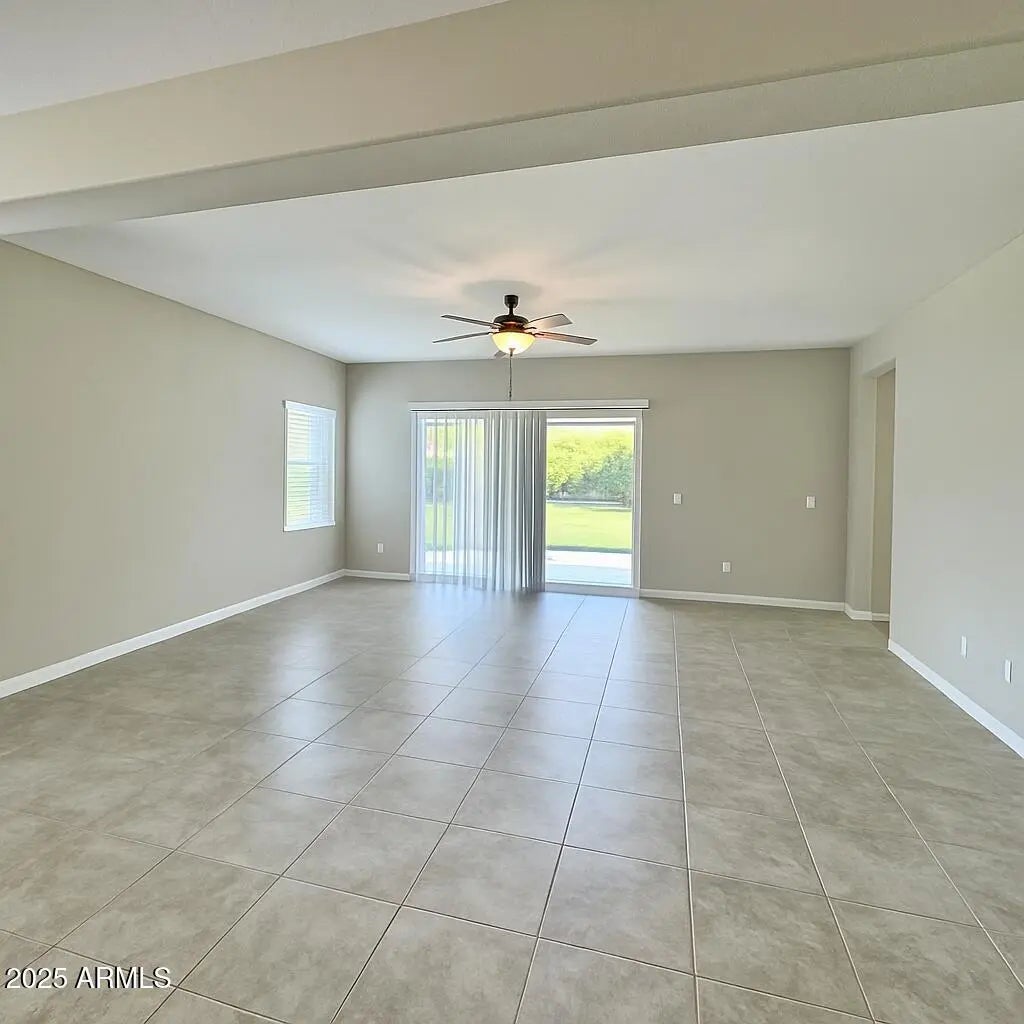 Photo of Listing #6917196