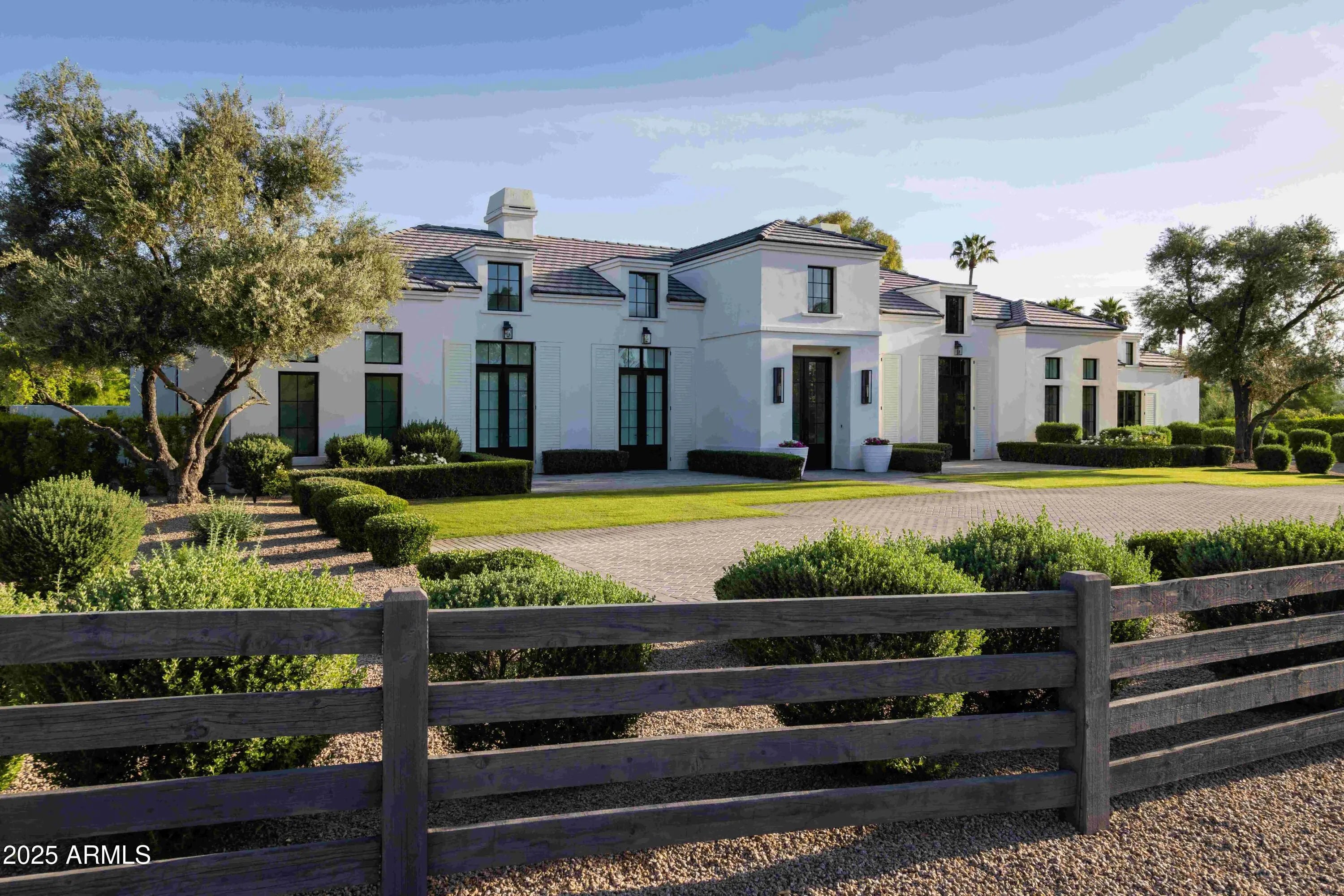 Photo of Listing #6920005