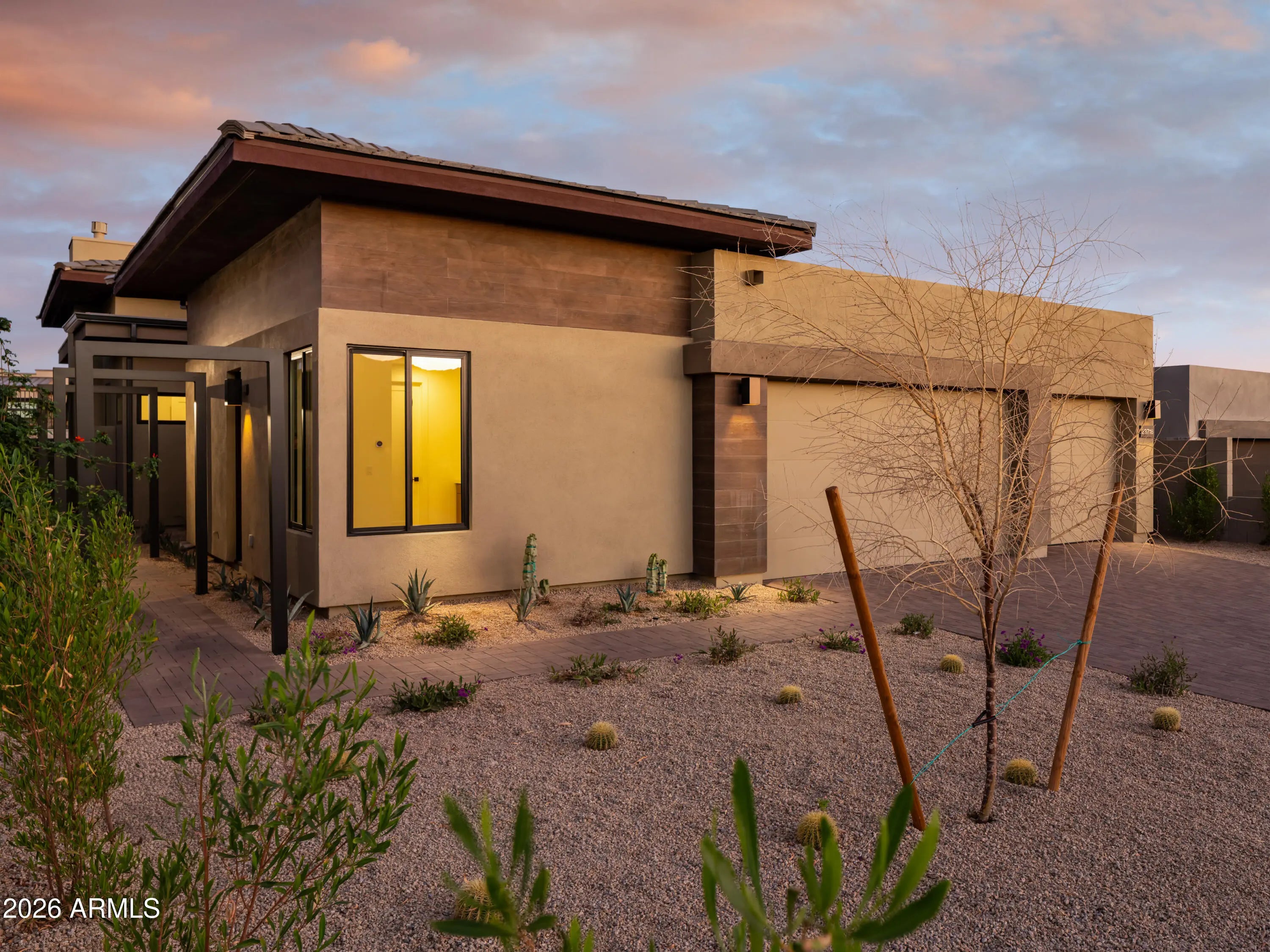 Photo of Listing #6957946