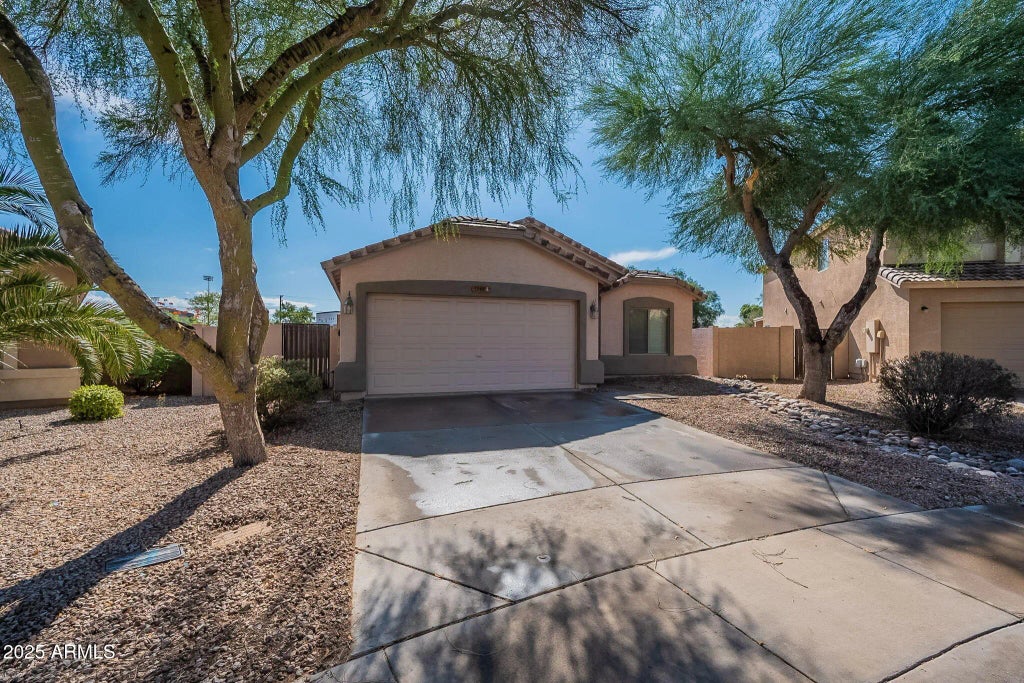 19443 N Madison Road, Maricopa
