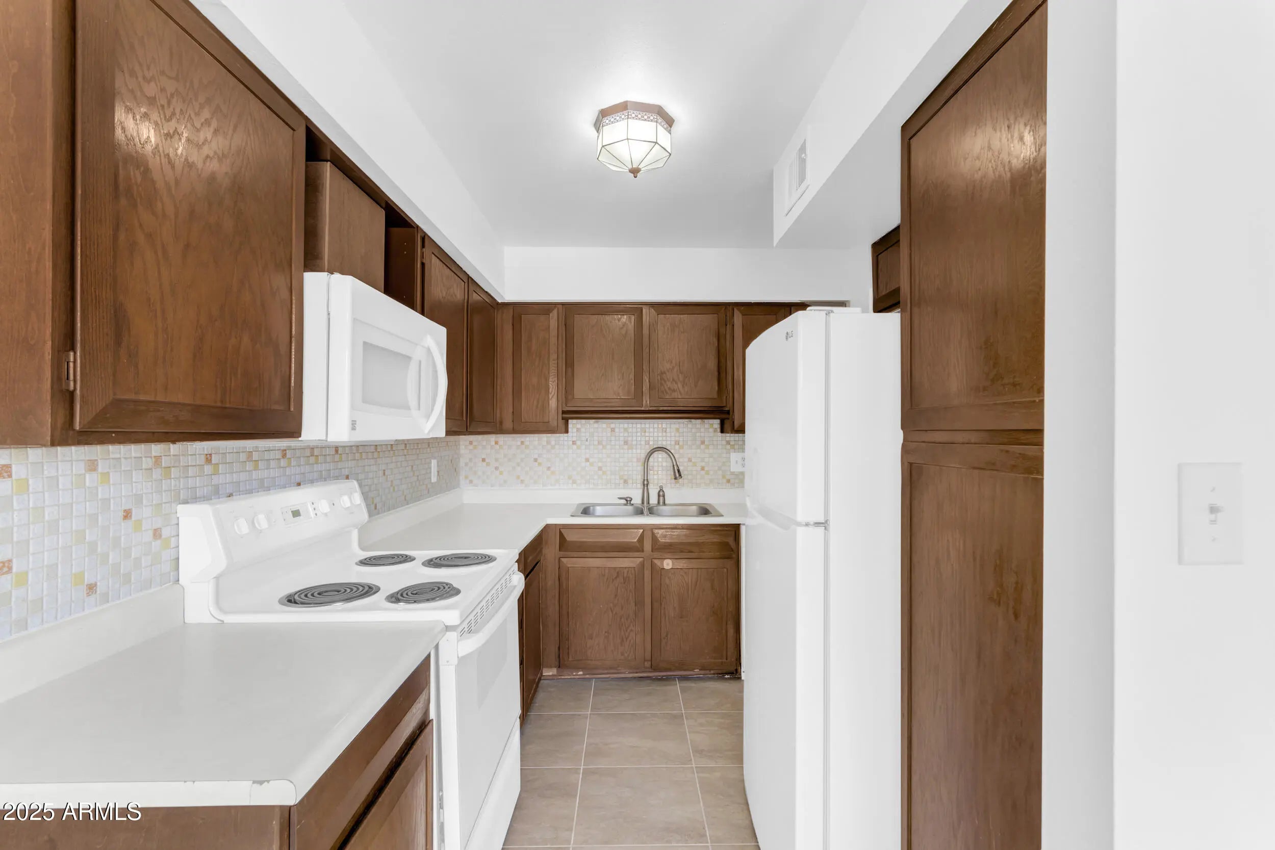 Photo of Listing #6920946